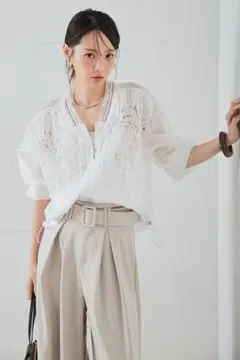 新品♡モチーフ付きシアーブルゾン　ジャケット　ホワイト