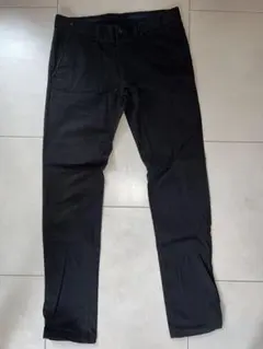 ブラック スリムフィット