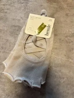 Item thumbnail for item c62184cf-9c06-4eae-a311-fcfb299c29c1