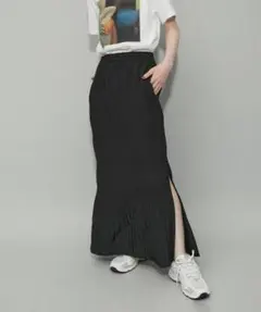 完売品 新品 ADAM ET ROPE' ボーダープリーツスカートブラック