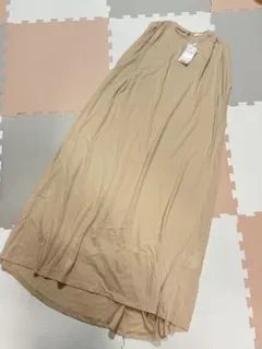 ⭐️新品　タグ付き⭐️URBAN RESEARCH ノースリーブカットソーワンピース