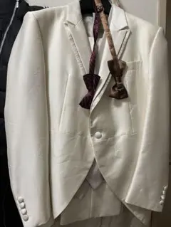 Item thumbnail for item 94d34d32-172a-495a-93f3-88d11c75604d