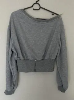 ジッパー付きグレークロップドスウェット