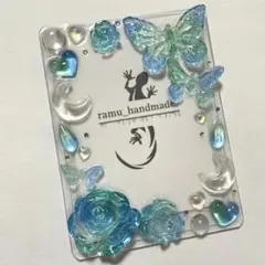 【蝶とバラ　グリーンブルー】B8 トレカケース　レジン　デコ　硬質ケース　推し活