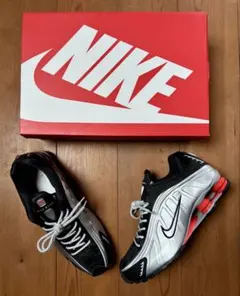 【新品同様／着用1回のみ】Nike Shox R4 メタリックシルバー 29cm