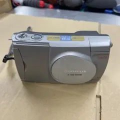 OLYMPUS CAMEDIA C-200 ZOOM -3Eのサムネイル