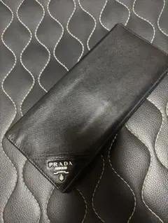 か*♪様 PRADA ブラック 長財布 レザー