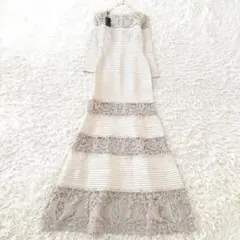 未使用タグ付✨TADASHI SHOJI フラワーレース ドレス 長袖 ベージュ