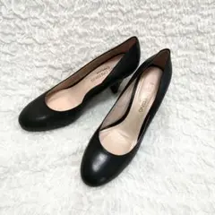 【未使用級】レザーハイヒール 黒　日本製24cmボディドレッシングデラックス