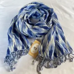 (送料無料)イカット模様 マフラー 青と白(新品)