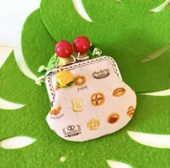 ハンドメイド♪ミニがま口♪パン柄レア生地♡くすみピンク