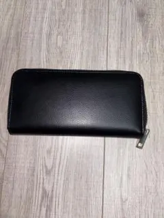 A U S O N I A VALENTINO ブラック 長財布 - メルカリ