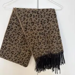 ヒョウ柄マフラー