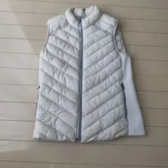 GAP PRIMALOFT アイボリー ダウンベスト　レディース