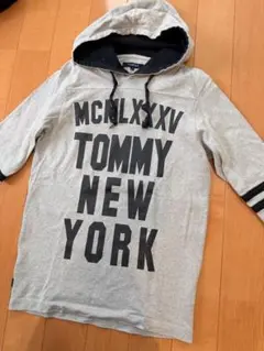 難あり　TOMMY パーカー Mサイズ グレーのサムネイル