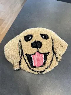 タフティング　犬　オリジナル　チェアマット　ラグ　ペット　ゴールデンレトリバー