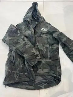 Daiwa 迷彩 レインウェア フード付き