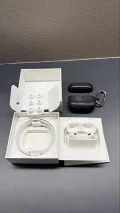 Apple AirPods Pro 2 ライトニング　本体　ケース付きのサムネイル