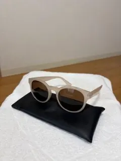 センスオブプレイス　サングラス ブラウンレンズのサムネイル