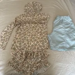 花柄長袖セパレート水着セット130センチ
