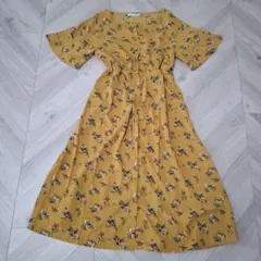 イーハイフン 花柄ワンピース F