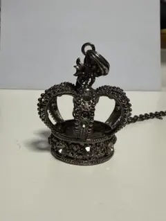 水曜日のアリス 王冠デザイン ネックレス アクセサリー シルバーブラック メタル