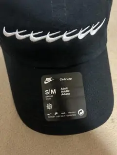 ラスト一点　NIKE BTS コラボキャップ S ブラックのサムネイル
