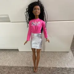Barbie バービー 人形 本体 ピンク トップス