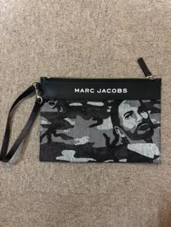 MARC JACOBS 迷彩柄ポーチ