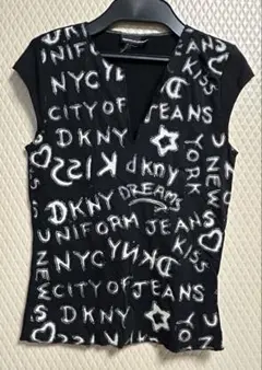 DKNY JEANS 総柄ロゴ カットソー 半袖のサムネイル