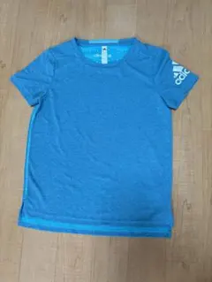 adidas 半袖シャツ