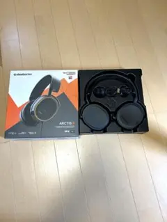 steel series arctic5 有線　マイク付きゲーミングヘッドホンのサムネイル