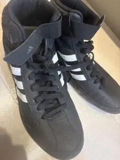 adidas ボクシングシューズ ブラック ホワイトのサムネイル