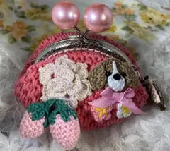 犬の顔といちごのがま口