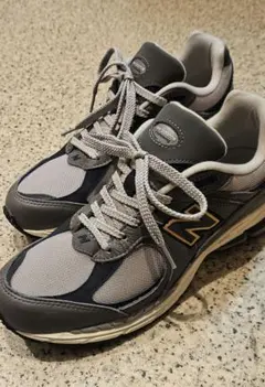 New Balance M2002RHP 27cm グレー/ネイビー/ゴールド