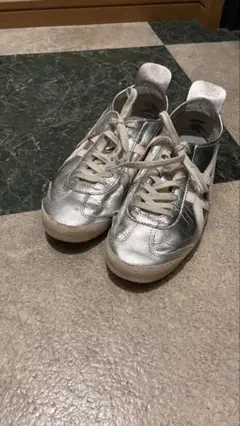 Onitsuka Tiger シルバー スニーカー