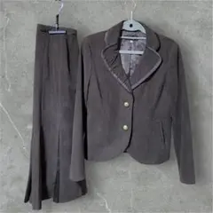 ダークブラウン ジャケット スカートセットアップ
