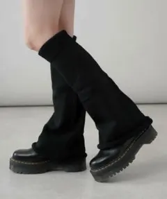 黒いニットレッグウォーマー　ルーズソックス