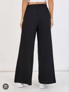 プリーツワイドパンツ