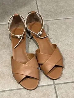 【新品】MARC BY MARC JACOBS ブラウンサンダル 収納袋付きのサムネイル
