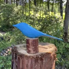 青い木製の鳥の置物 約10cm