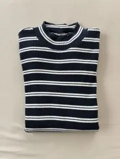 ハイネックtシャツ
