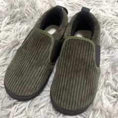 ✨新品✨【ブリーズ】スニーカー　スリッポン　コーデュロイ　カーキ　17センチ