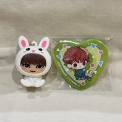 FANTASTICS木村慧人 うさぎ着ぐるみキーホルダー サンリオコラボ缶バッジ