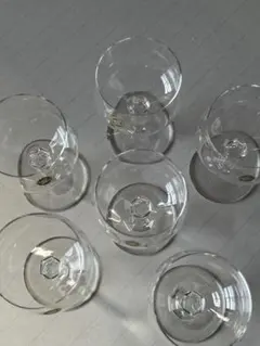 透明なガラス製ワイングラス6個セット