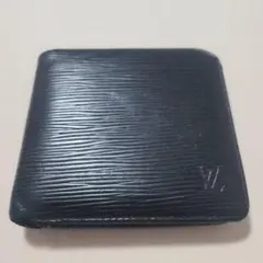 ルイヴィトン　折財布　エピ　ポルトフォイユマルコ　黒