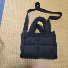 GUショルダーバッグ