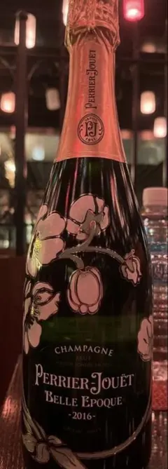 Perrier-Jouet Belle Epoque 2016 - メルカリ