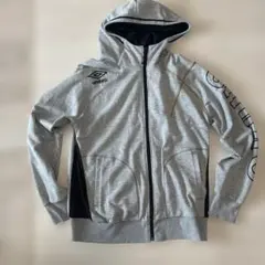 Umbro グレー フルジップパーカー Lサイズ