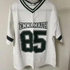 Emma muah VネックTシャツ 85